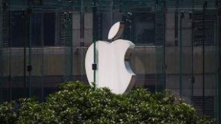 "Не искам да строиш в Индия". Тръмп готви 25% мито за Apple, ако не произвежда iPhone-и в Америка